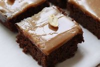 Fudgy Vegan Almond Flour Brownies