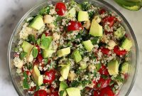 Protein-Packed Quinoa and Chickpea Tabbouleh