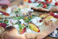 Sauce-Free Summer Pizza Duo