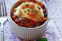 Golden Baked Veggie Spaghetti Pie