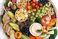 Crafting Crowd-Pleasing Family Party Platters