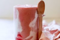 Erewhon’s Hailey Bieber Strawberry Glow Smoothie