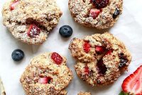 Fluffy Vegan Berry Oat Scones