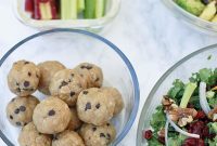Plant-Based Peanut Butter Energy Bites