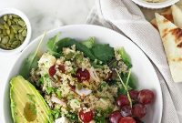 Vibrant Quinoa Grape Salad