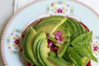 Sculpting Beautiful Avocado Roses