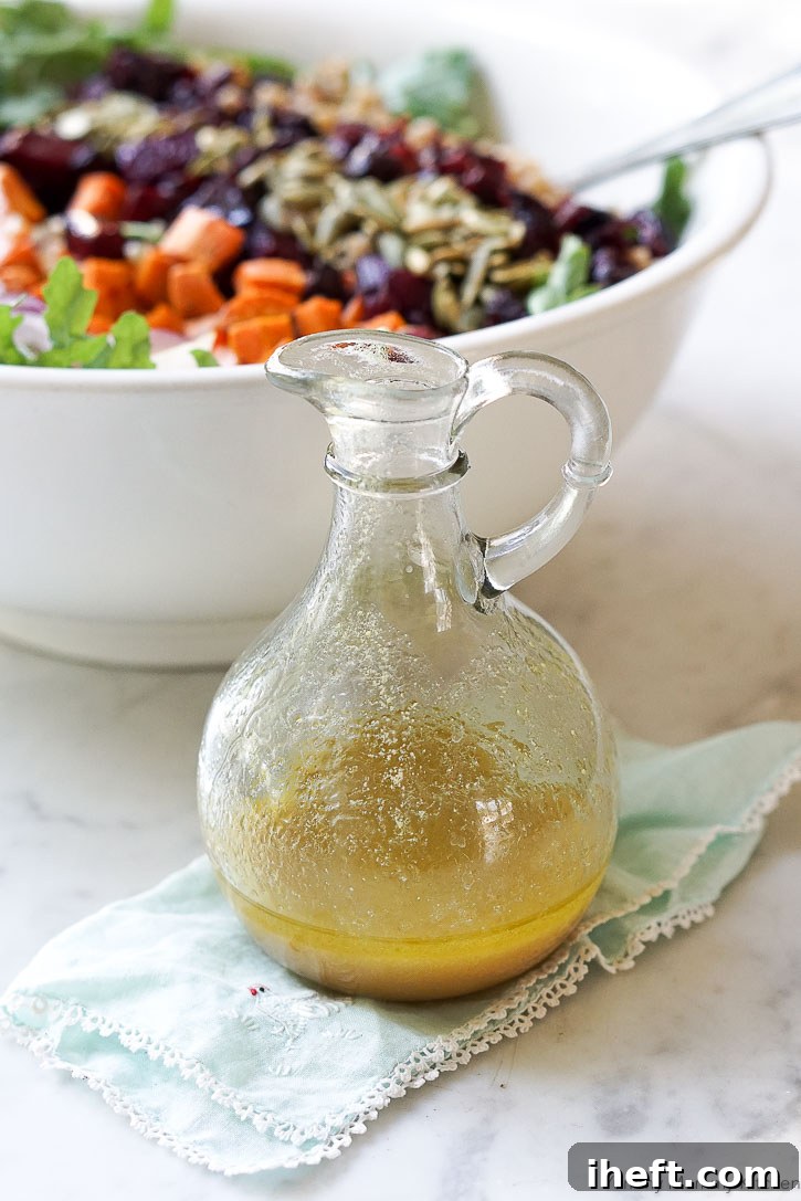 The perfect apple cider vinaigrette salad dressing recipe! This healthy dressing is easy and delicious! 