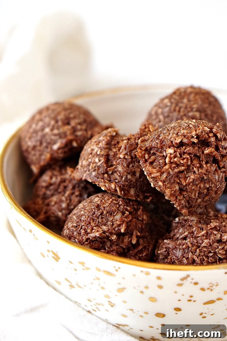 Easy raw vegan cacao coconut macaroon bites, a healthier way to cure your sweet tooth!