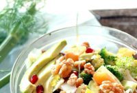 Superfoods, Skinny Tips, and a Lululemon Giveaway