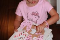 Preschool Thanksgiving Fun with Felt Turkeys