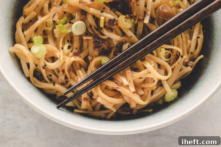 Pinterest icon for sharing this delicious Chili Garlic Noodles recipe