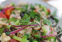 Mediterranean Tuna Salad with Olives and Lemon Vinaigrette